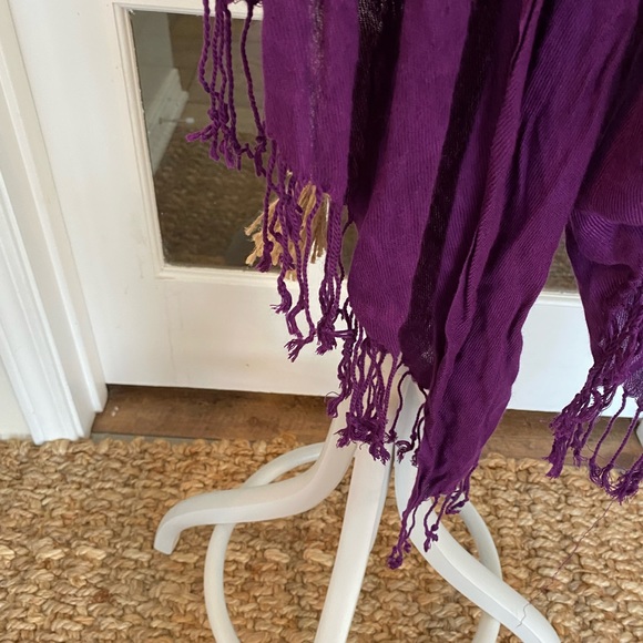 Apt. 9 Lightweight Purple Scarf with Fringe OS - Picture 3 of 4